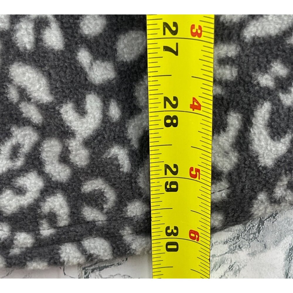 Maurices Medium Gray & White Leopard Print Button-Up Fleece Shacket  w pockets - Picture 4 of 10